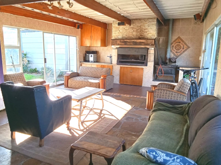 4 Bedroom Property for Sale in Bothasig Western Cape